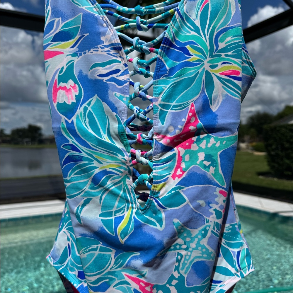 🩵🩷Lilly Pulitzer Lattice~Isle of Paradise Swimsuit - Blue and Pink Tropical🐠🦩 - Picture 8 of 12